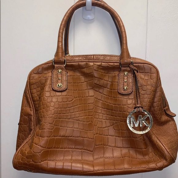 Michael Kors Handbags - Michael Kors MK Satchel Bag